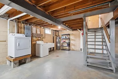 321 W Tyler Avenue, Eau Claire, WI 54701 - Photo 17