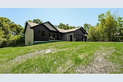 1949 Legacy Drive, Eau Claire, WI 54703 - Photo 55
