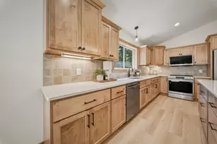 1949 Legacy Dr, Eau Claire, WI 54703 - Photo 5