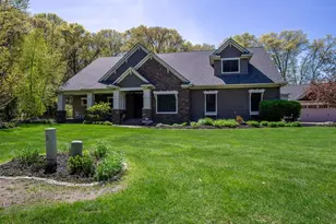 1116 Moonlight Dr, Altoona, WI 54720 - Photo 3