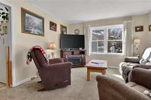 512 Evans St, Rice Lake, WI 54868 - Photo 3