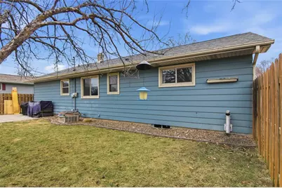 921 W Spruce Street, Chippewa Falls, WI 54729 - Photo 39