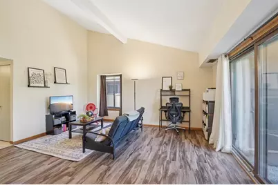 2829 Century Harbor Road #3, Middleton, WI 53562 - Photo 9