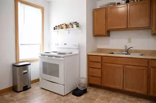 509 Union St, Eau Claire, WI 54703 - Photo 7