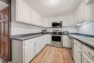 S3844 Silver Springs Ct, Eau Claire, WI 54701 - Photo 7