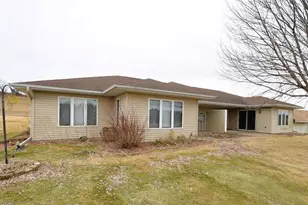 1220 Golf Vw Dr, Mondovi, WI 54755 - Photo 11