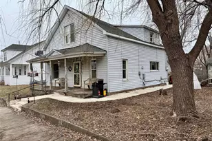19 Woodward Ave, Chippewa Falls, WI 54729 - Photo 3