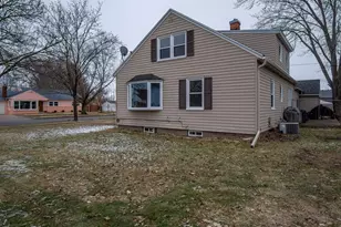 1706 Birney St, Eau Claire, WI 54701 - Photo 9