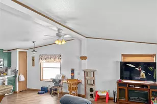 124 W 8th Ave, Stanley, WI 54768 - Photo 7