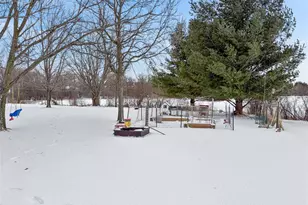 124 W 8th Ave, Stanley, WI 54768 - Photo 31