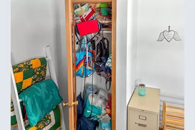 124 W 8th Avenue, Stanley, WI 54768 - Photo 5