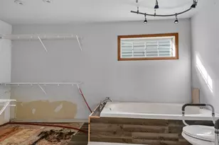 644 E Main St, Fairchild, WI 54741 - Photo 15