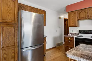 2858 Milton Rd, Eau Claire, WI 54701 - Photo 19