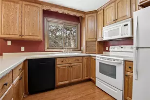 1127 Jensen Rd, Eau Claire, WI 54701 - Photo 11