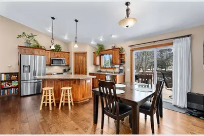 6860 Willow Creek Road, Eau Claire, WI 54701 - Photo 15