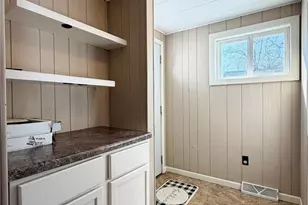 35 Phipps Ave, Rice Lake, WI 54868 - Photo 3