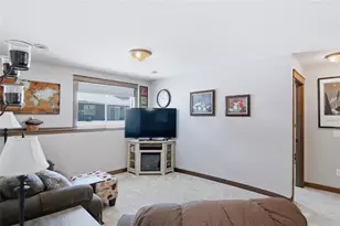 820 Willow Ct, Eau Claire, WI 54703 - Photo 11