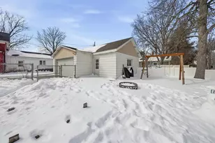 618 W Central St, Chippewa Falls, WI 54729 - Photo 11