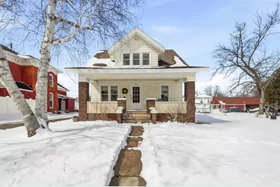 618 W Central Street, Chippewa Falls, WI 54729 - Photo 1