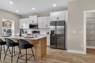 2302 1st St, Eau Claire, WI 54703 - Photo 13