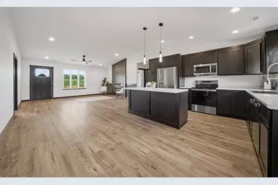 512 S Wilson Street, Thorp, WI 54771 - Photo 7