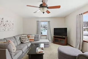 415 Madison St, Stanley, WI 54768 - Photo 3