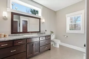 977 McGregor Dr, Eau Claire, WI 54703 - Photo 21