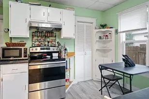 2124 8th St, Eau Claire, WI 54703 - Photo 5