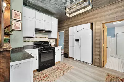 313 Lindoo Avenue, Ladysmith, WI 54848 - Photo 13