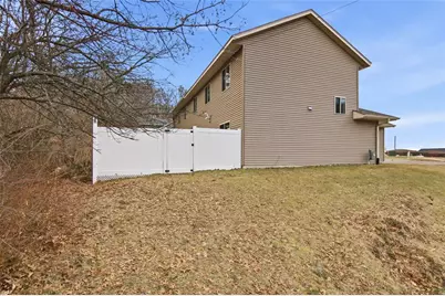 2647 Sessions Street, Eau Claire, WI 54701 - Photo 19