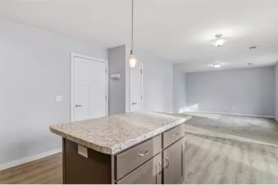 2647 Sessions Street, Eau Claire, WI 54701 - Photo 5