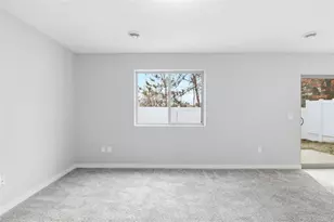 2647 Sessions St, Eau Claire, WI 54701 - Photo 9