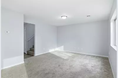 2647 Sessions Street, Eau Claire, WI 54701 - Photo 7