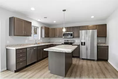 2647 Sessions Street, Eau Claire, WI 54701 - Photo 3