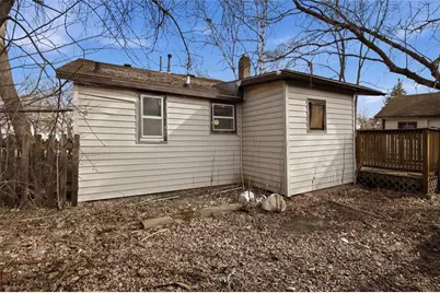 1127 E Madison Street, Eau Claire, WI 54703 - Photo 5