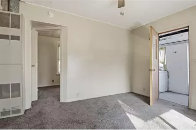 1127 E Madison Street, Eau Claire, WI 54703 - Photo 13