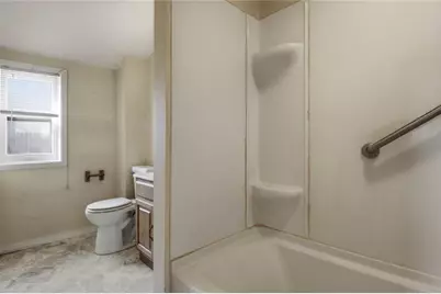 1127 E Madison Street, Eau Claire, WI 54703 - Photo 17