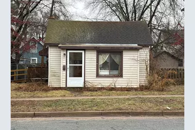 1127 E Madison Street, Eau Claire, WI 54703 - Photo 1