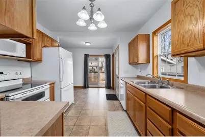 712 W Elm Street, Chippewa Falls, WI 54729 - Photo 13