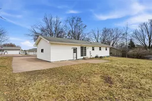 2234 Freeway Dr, Bloomer, WI 54724 - Photo 29