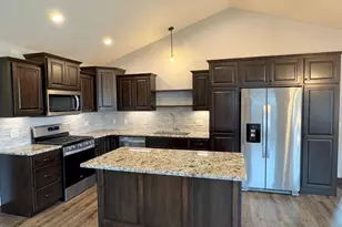 303 Camelot Ln, Rice Lake, WI 54868 - Photo 7