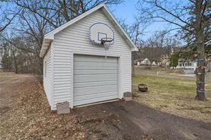 506 Pitt St, Eau Claire, WI 54703 - Photo 33