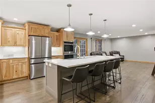 1885 Buck Rub Rd, Eau Claire, WI 54703 - Photo 5