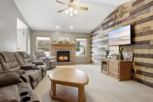 406 Thompson St, Bloomer, WI 54724 - Photo 7