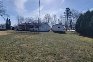 1223 Harrison St, Black River Falls, WI 54615 - Photo 5