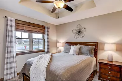 5609 Green Park Drive, Eau Claire, WI 54703 - Photo 17