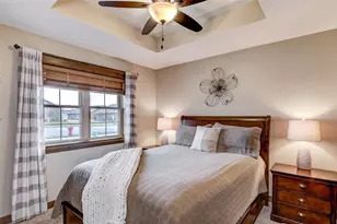 5609 Grn Pk Dr, Eau Claire, WI 54703 - Photo 17