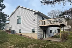 2913 Bethel St, Eau Claire, WI 54703 - Photo 3