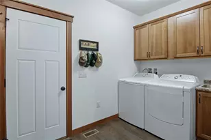 3442 Creek Ridge Dr, Eau Claire, WI 54703 - Photo 27