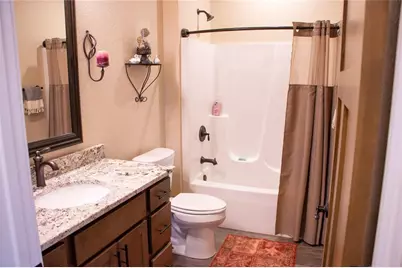 4252 Drier Court, Eau Claire, WI 54701 - Photo 11